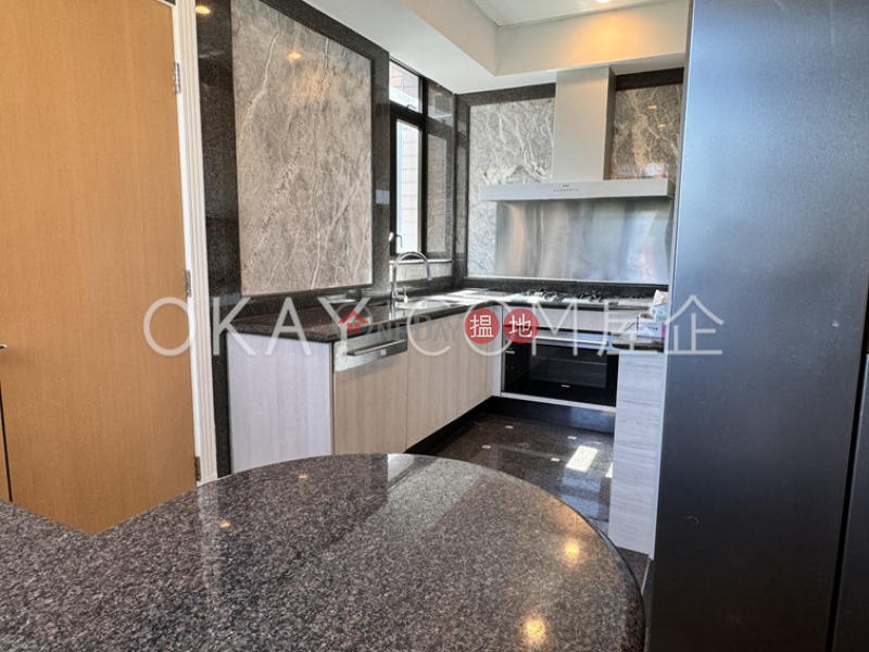 Unique 4 bedroom on high floor with sea views & parking | Rental 3 Repulse Bay Road | Wan Chai District, Hong Kong | Rental HK$ 80,000/ month