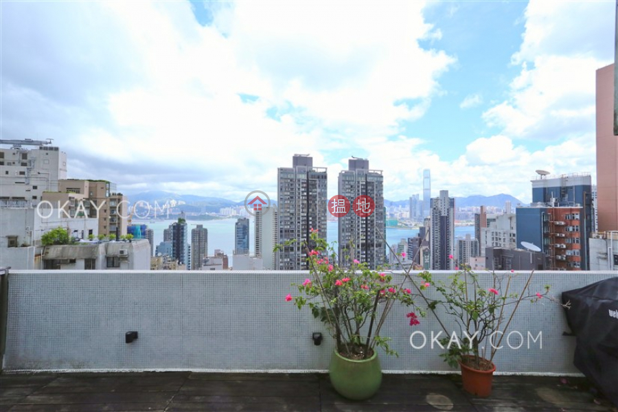 Property Search Hong Kong | OneDay | Residential | Rental Listings | Elegant 1 bed on high floor with sea views & rooftop | Rental