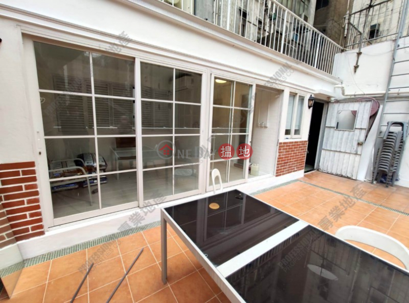 LOW-RISE WITH ROOF, Tin Chak House 天澤行 Sales Listings | Central District (10B0000642)
