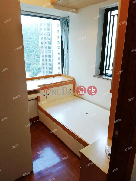 HK$ 17,500/ month Metropole Building Eastern District Metropole Building | 2 bedroom Low Floor Flat for Rent