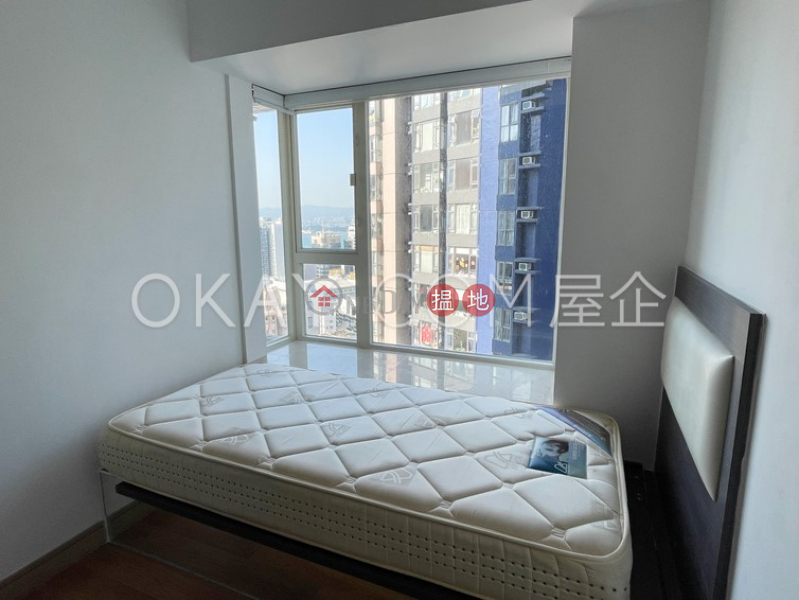 HK$ 35,000/ month Centrestage Central District Gorgeous 3 bedroom on high floor with balcony | Rental