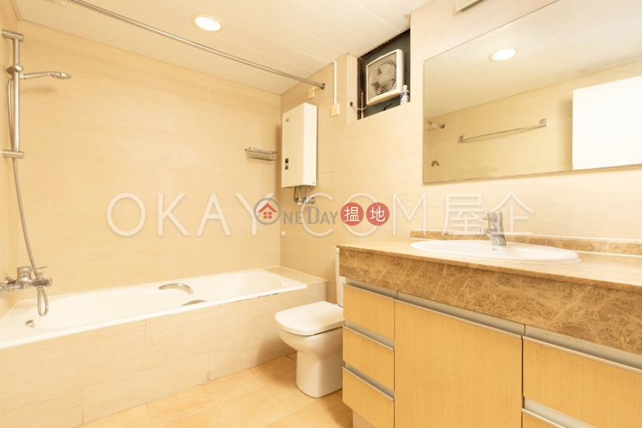 Elegant 3 bedroom with balcony & parking | Rental | 2A Mount Davis Road | Western District | Hong Kong Rental HK$ 52,000/ month
