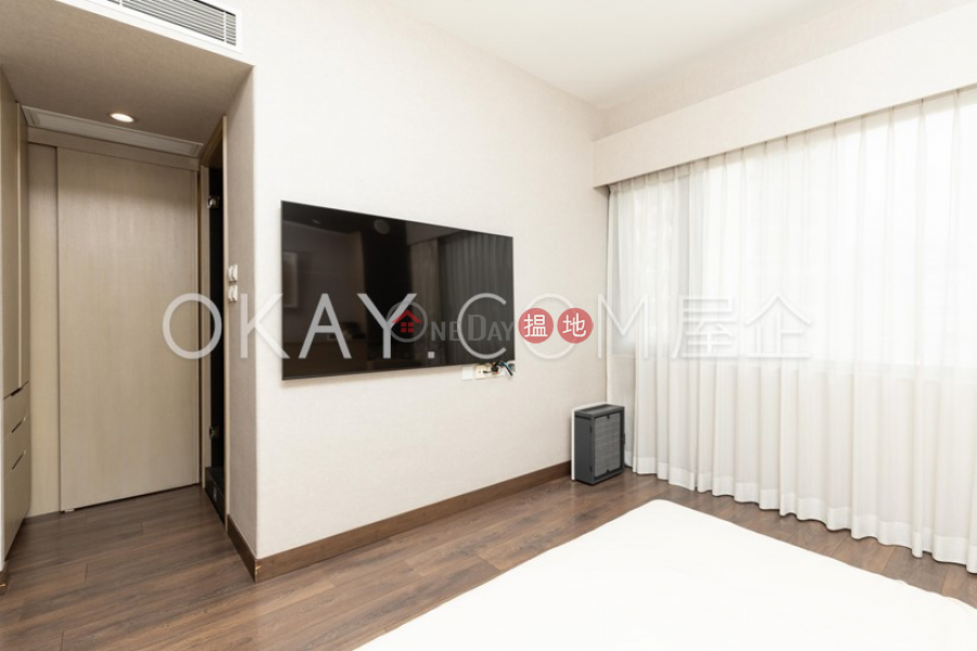 Property Search Hong Kong | OneDay | Residential, Sales Listings, Lovely 3 bed on high floor with harbour views & parking | For Sale