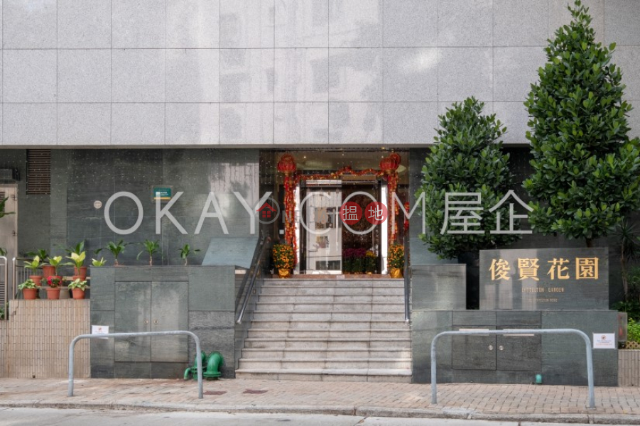 HK$ 2,000萬|俊賢花園|西區3房2廁,連車位俊賢花園出售單位