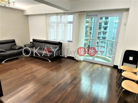 Elegant 3 bedroom with balcony & parking | For Sale | Sunrise Court 兆暉閣 _0