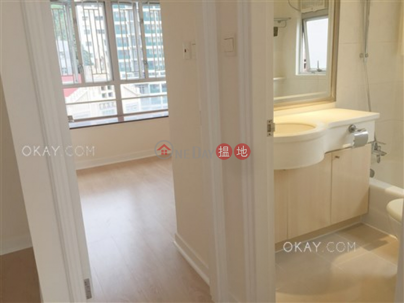 Cozy 1 bedroom in Mid-levels West | For Sale | 63 Bonham Road | Western District | Hong Kong Sales, HK$ 9.5M