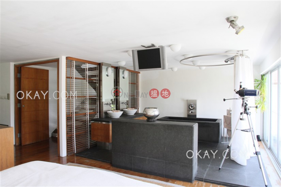 Lovely house with sea views, balcony | For Sale | Tai Hang Hau Village 大坑口村 Sales Listings