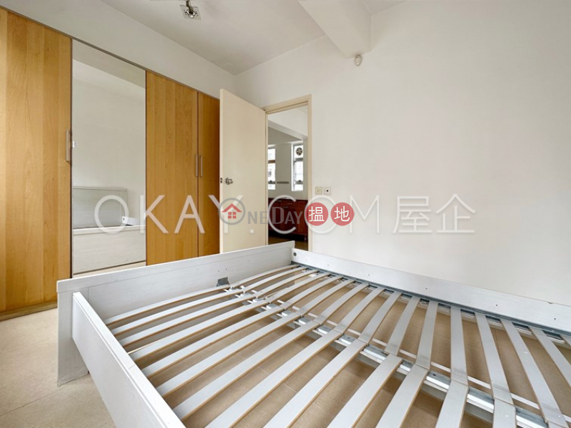 HK$ 25,500/ month, 21 Elgin Street, Central District | Elegant 1 bed on high floor with harbour views | Rental