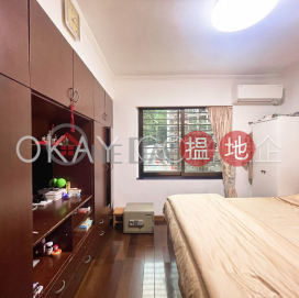 Stylish 3 bedroom with balcony & parking | Rental