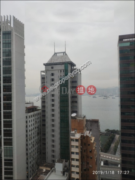HK$ 25,000/ month, Queen\'s Terrace, Western District, Apartment in Sheung Wan for Rent