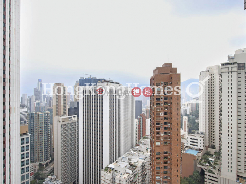 Property Search Hong Kong | OneDay | Residential | Rental Listings | 3 Bedroom Family Unit for Rent at Wing Fook Court