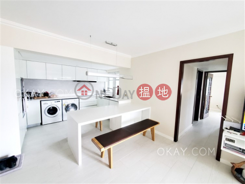 Lovely 2 bedroom with sea views & balcony | For Sale | Discovery Bay, Phase 3 Hillgrove Village, Glamour Court 愉景灣 3期 康慧台 康頤閣 _0