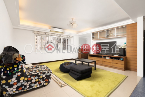 Efficient 3 bedroom on high floor | For Sale | Wing Cheung Court 穎章大廈 _0
