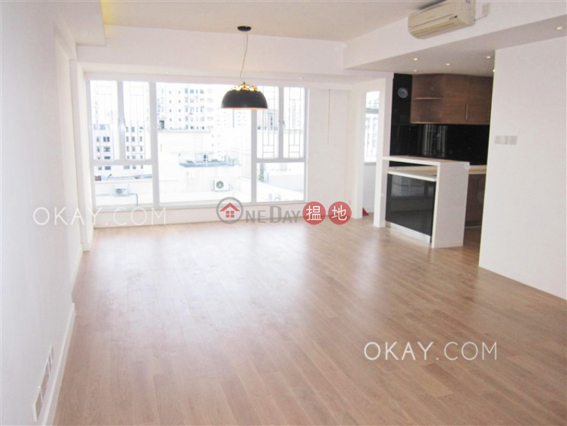 Popular 2 bedroom on high floor with rooftop | Rental | First Mansion 第一大廈 Rental Listings