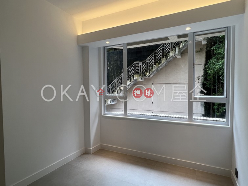 HK$ 43,800/ month | Pine Gardens | Wan Chai District, Elegant 3 bedroom with balcony | Rental