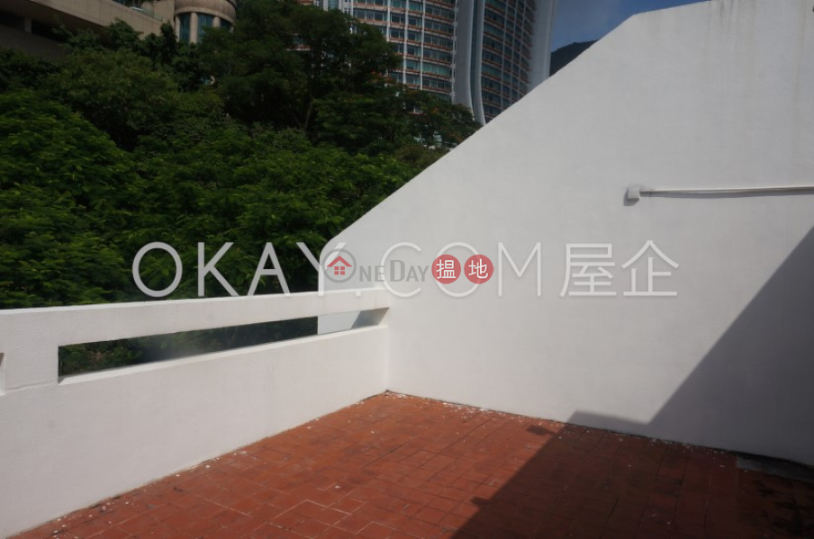 香港搵樓|租樓|二手盤|買樓| 搵地 | 住宅-出租樓盤-4房3廁,連車位濱景園出租單位