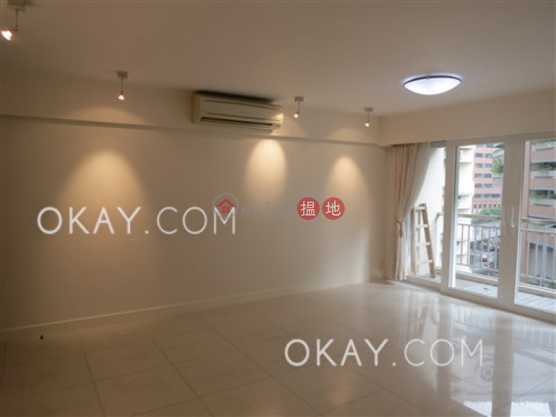 Efficient 2 bedroom with balcony | For Sale, 39 Kennedy Road | Wan Chai District, Hong Kong | Sales | HK$ 20M