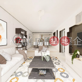 Efficient 3 bedroom with sea views & terrace | Rental