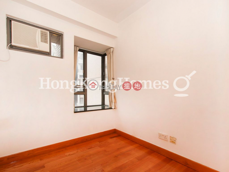 3 Bedroom Family Unit for Rent at Hollywood Terrace | Hollywood Terrace 荷李活華庭 Rental Listings