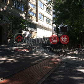 3 Bedroom Family Unit for Rent at POKFULAM COURT, 94Pok Fu Lam Road | POKFULAM COURT, 94Pok Fu Lam Road 碧林閣 _0