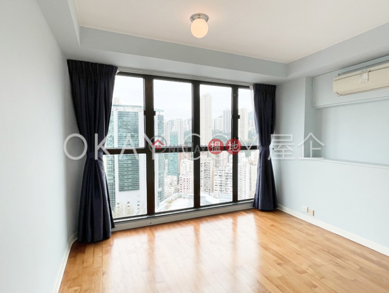 Property Search Hong Kong | OneDay | Residential | Rental Listings Nicely kept 3 bed on high floor with racecourse views | Rental