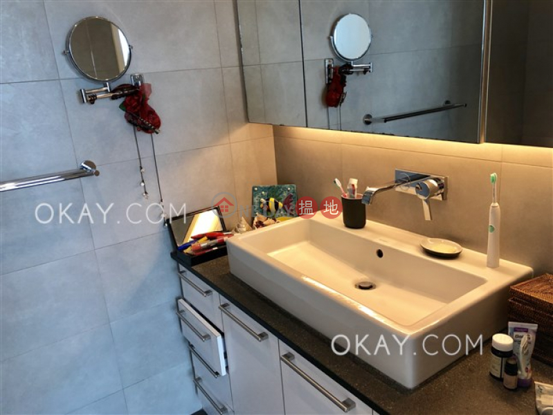 Exquisite 3 bed on high floor with sea views & balcony | Rental, 27 Discovery Bay Road | Lantau Island, Hong Kong, Rental HK$ 55,000/ month