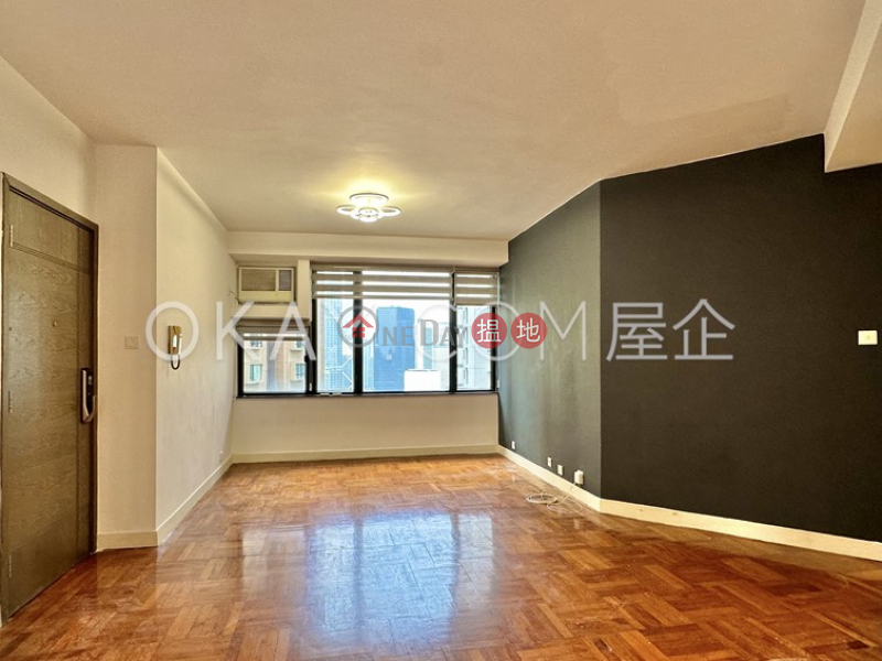 Gorgeous 3 bedroom in Mid-levels West | Rental | Roc Ye Court 樂怡閣 Rental Listings