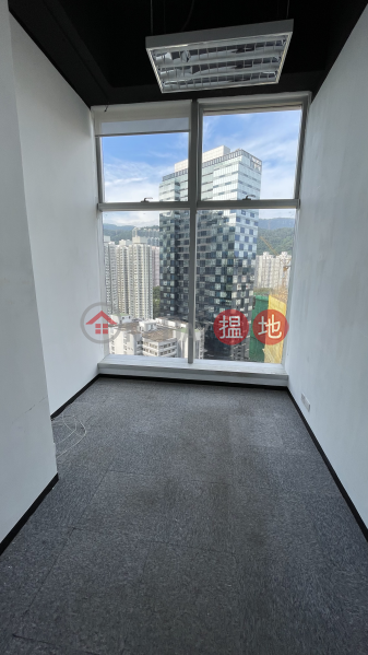 Tsuen Wan TML Tower 3-4 people Window Room, 3 Hoi Shing Road | Tsuen Wan Hong Kong Rental | HK$ 5,800/ month