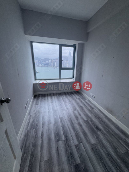 Three bedrooms and one apartment in The Harbourside | 1 Austin Road West | Yau Tsim Mong, Hong Kong Sales HK$ 45M