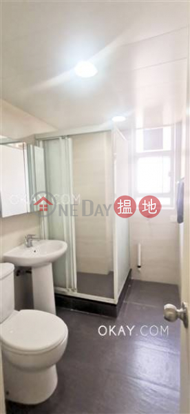 HK$ 25,000/ month Yee Hing Mansion | Wan Chai District | Practical 3 bedroom with balcony | Rental