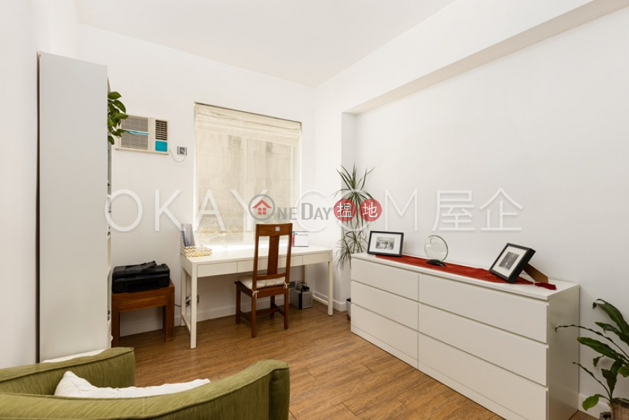 Lovely 3 bedroom with parking | For Sale, Skyline Mansion 年豐園 Sales Listings | Western District (OKAY-S78596)