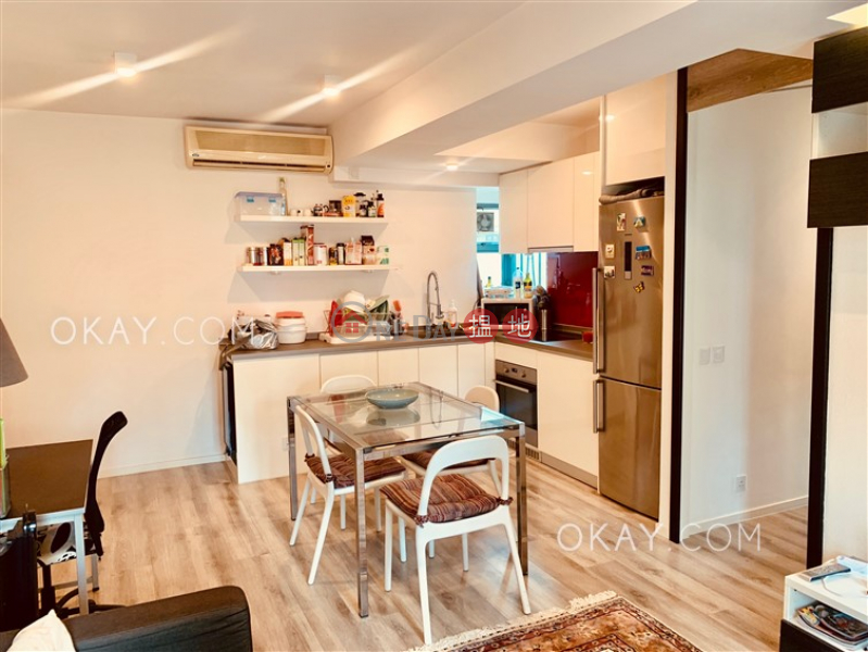 Rare 2 bedroom in Sheung Wan | For Sale | 1 Queens Street | Western District | Hong Kong Sales | HK$ 12M