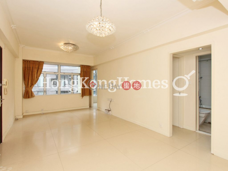 3 Bedroom Family Unit for Rent at Village Mansion | Village Mansion 愉安大廈 Rental Listings