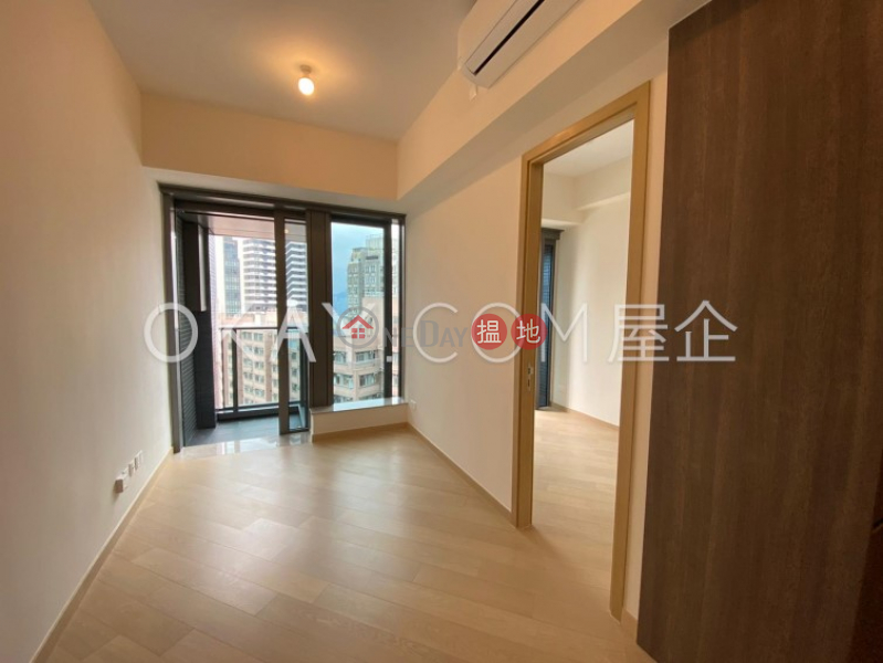 Practical 1 bedroom with balcony | Rental | Novum West Tower 1 翰林峰1座 Rental Listings