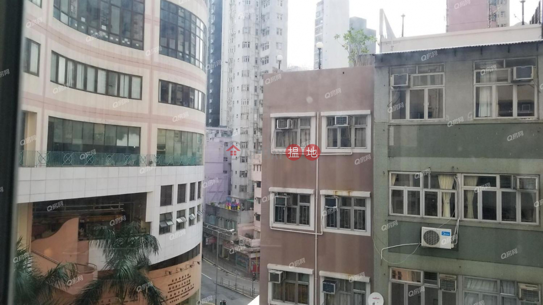 Property Search Hong Kong | OneDay | Residential Sales Listings Happy Court | 1 bedroom Low Floor Flat for Sale