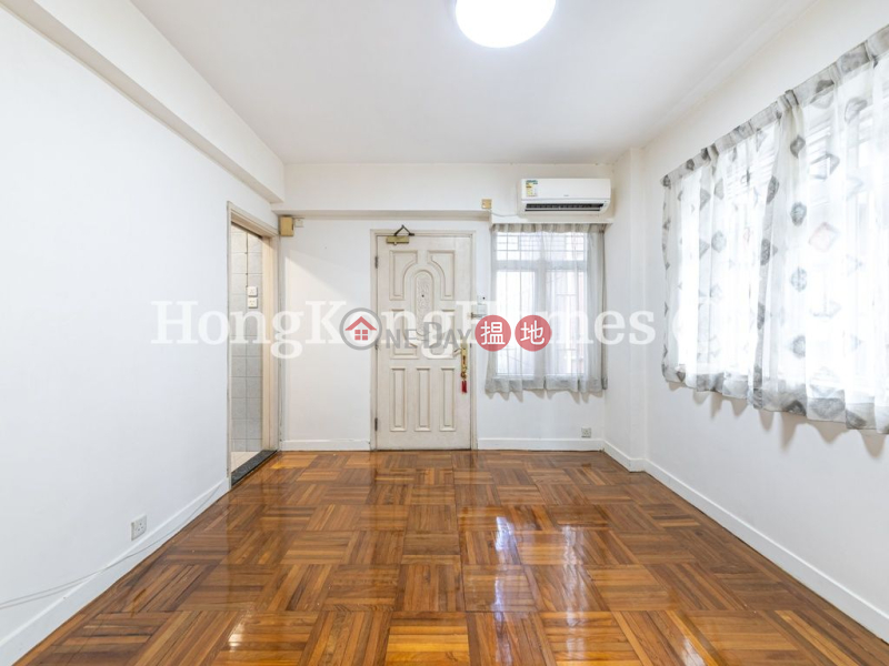 3 Bedroom Family Unit at 56 Bonham Road | For Sale | 56 Bonham Road 般咸道56號 Sales Listings