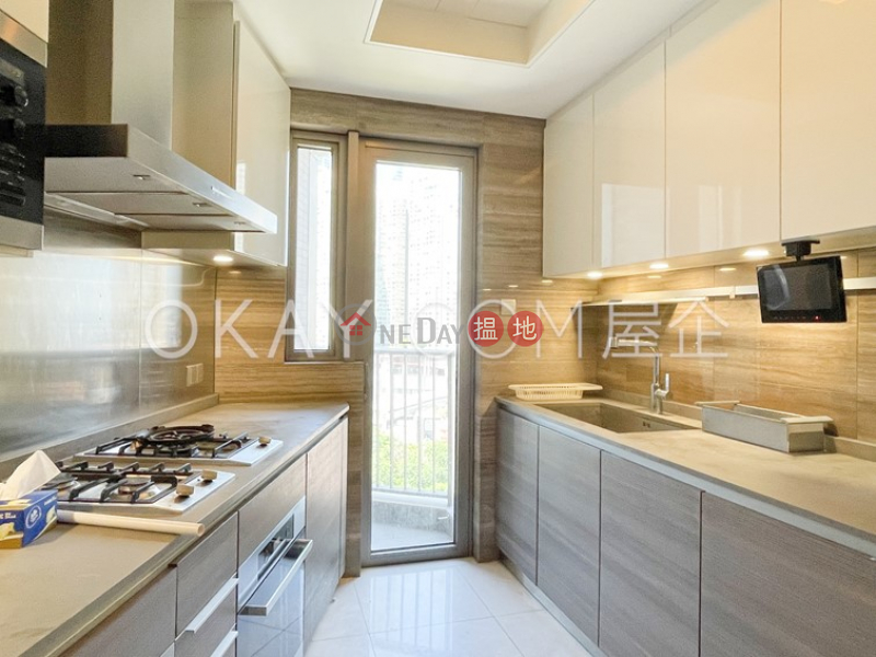 HK$ 45,000/ month, Grand Austin Tower 1 | Yau Tsim Mong, Elegant 3 bedroom with balcony | Rental