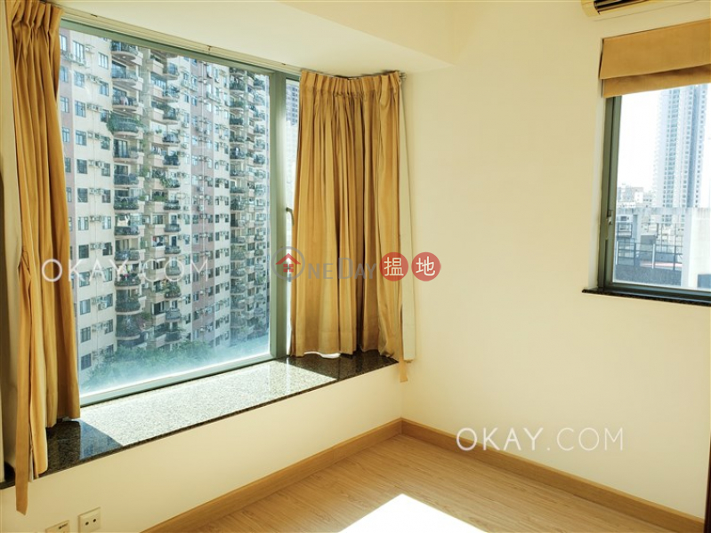 Charming 2 bedroom with balcony | For Sale | 2 Park Road 柏道2號 Sales Listings