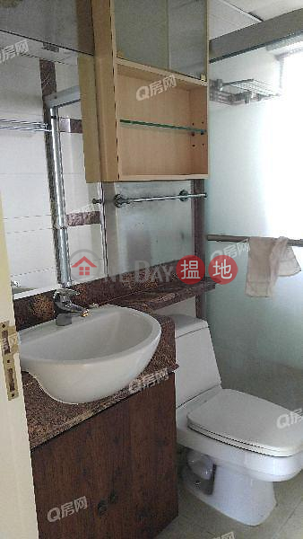 HK$ 32M | The Victoria Towers Yau Tsim Mong The Victoria Towers | 3 bedroom Mid Floor Flat for Sale