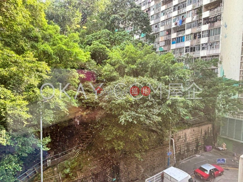 HK$ 35,800/ month Sincere Western House Western District | Popular 2 bedroom in Western District | Rental
