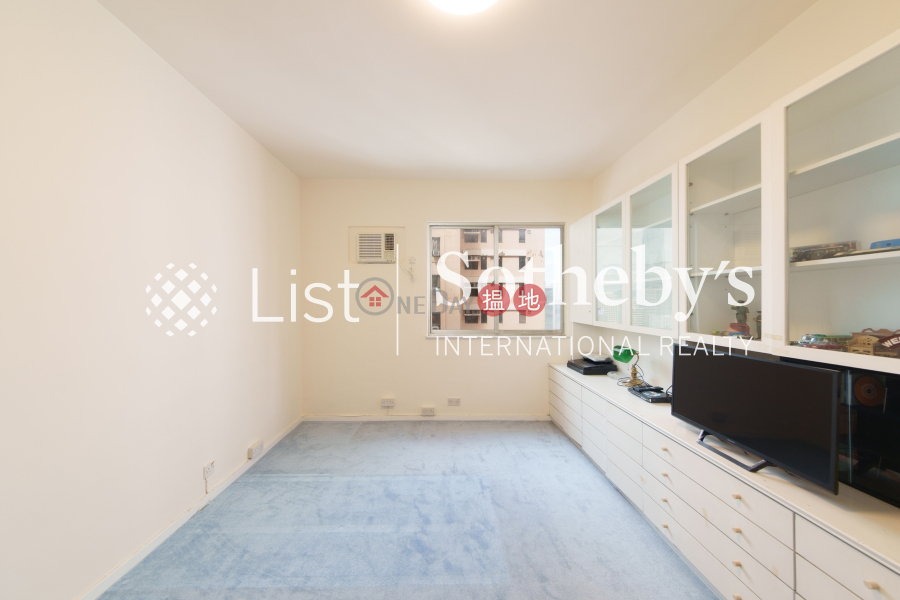 HK$ 62M Hollywood Heights Central District Property for Sale at Hollywood Heights with 4 Bedrooms