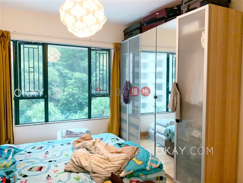 Stylish 3 bedroom with parking | For Sale, 18 Old Peak Road | Central District, Hong Kong | Sales | HK$ 40M