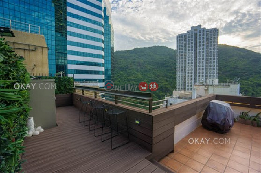 Luxurious 3 bedroom on high floor with rooftop | For Sale | 13-31 Hoi Kwong Street | Eastern District | Hong Kong Sales HK$ 12.8M