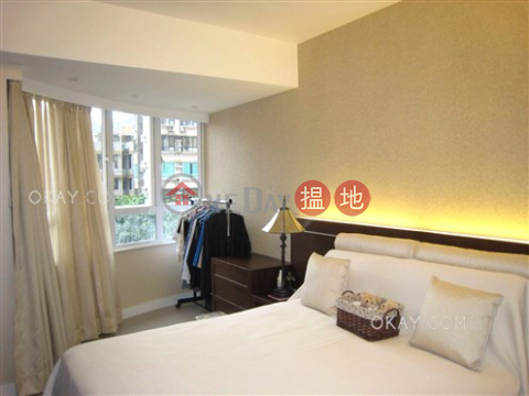 Elegant 3 bedroom with balcony | Rental|Wan Chai DistrictPine Gardens(Pine Gardens)Rental Listings (OKAY-R50941)_0