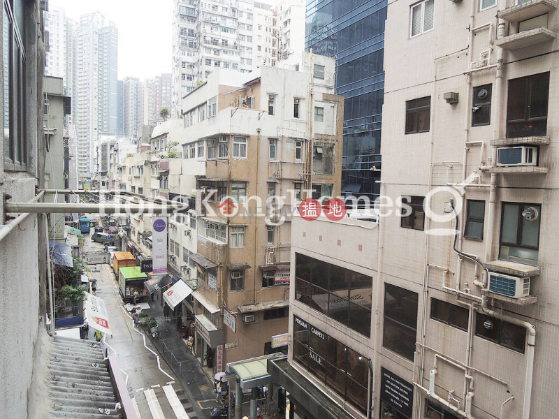 HK$ 22,000/ month | 2-4 Staunton Street, Central District 1 Bed Unit for Rent at 2-4 Staunton Street