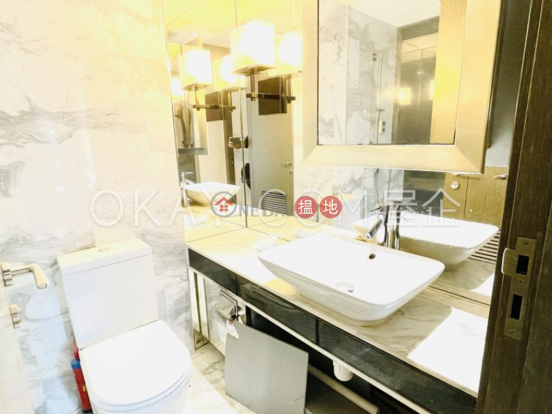 HK$ 14M | Centre Point | Central District Nicely kept 2 bedroom with balcony | For Sale