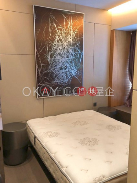 Tasteful 2 bedroom on high floor with balcony | For Sale | Island Crest Tower 1 縉城峰1座 Sales Listings