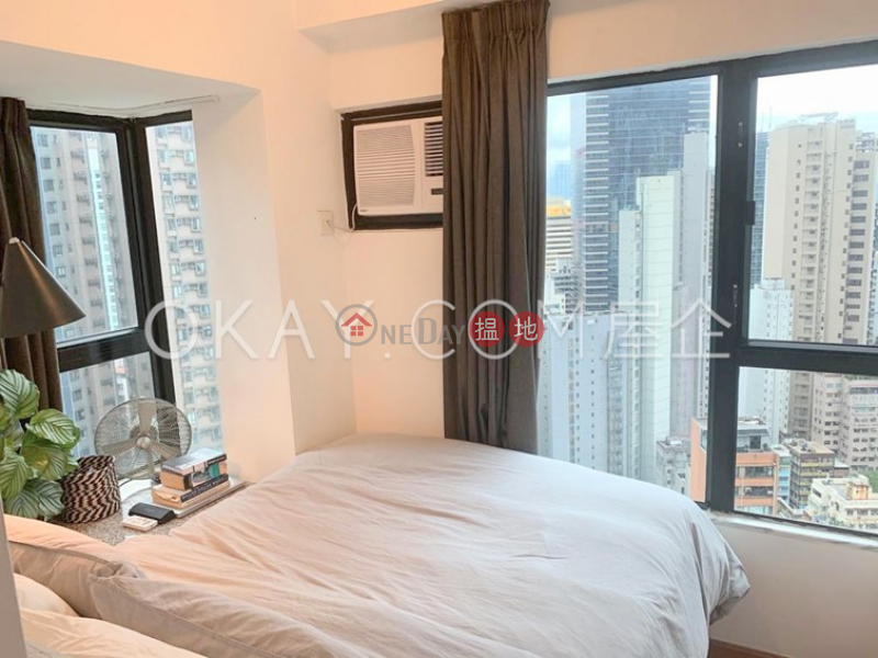 HK$ 8.8M Dawning Height | Central District | Charming 2 bedroom on high floor | For Sale