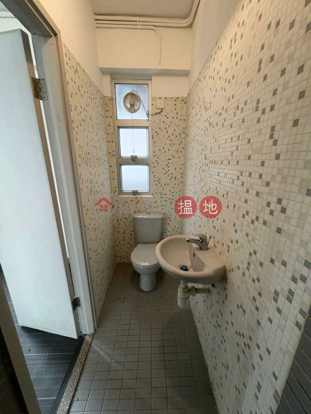 灣仔-信邦商業大廈5-11譚臣道 | 灣仔區香港-出租-HK$ 12,300/ 月