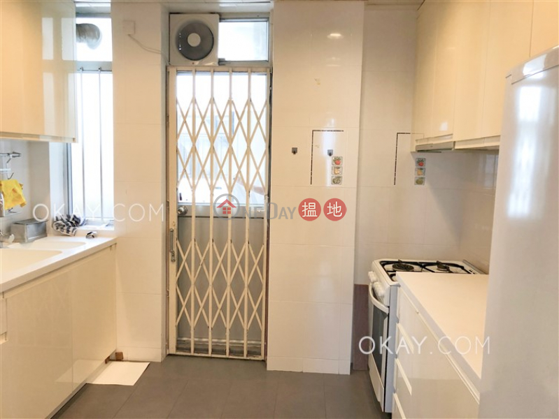 Nicely kept 3 bedroom with balcony | Rental 66-68 MacDonnell Road | Central District, Hong Kong | Rental, HK$ 50,000/ month